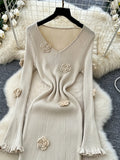 And Autumn Temperament Three-Dimensional Flowers V-Neck Long-Sleeved Knitted Dress