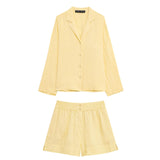 New Linen Long-Sleeved V-Neck Shirt 478620 Mid-Rise Shorts