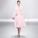 Wind Niche Stereo Rose Cut Deep V Collar 2025 Autumn New Solid Color Small Suit Short Coat