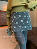 Xixi 13 Line 2025 Winter Squint High-Waisted Half-Dress Embroidered A-Word Bag Hip Short Skirt Woman