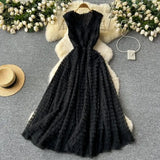 Famous French High-End Women V Lead Heavy Industry Folding Net Yarn Waist Fluffy Cake Dress