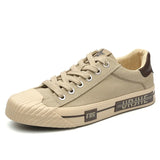 The Autumn Of 2025, The New Men's Shoes Are Small Design Light Luxury Fashion Casual Men's Fashion Shoes Comfortable Flat-Bottomed Men's