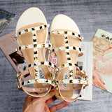 New Flat Sandals Female Warren V Family Rivet Shoes Korean Version Of The Round Head Sexy Cool Drag Size
