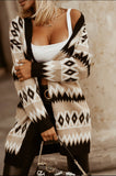 2025 V-Necked Lattice Tute In The Color Of The Long Knitted Cardigan Sweater Jacket