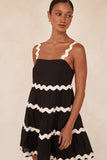 Zingj Spring And Summer New Loose, Sweet And Fresh Lace Splicing Short Dress