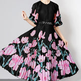 Exquisite Dress Women 2025 New Lazy Wind Collar Mid-Sleeves To Close The Waist Temperament 100-Fold Printing
