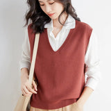 Zingj Blend 2024 Autumn / Winter New Ladies Loose V-Neck Solid Color Short Cover Vest Knit Vest Vest-Outfit