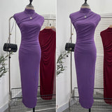 Unique Dress With Thin Folds And Hips High-Collar After The Opening Of The Fork Dress