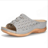 New Carving Large Size Female Slippers Light Slope And Thick Bottom Light And