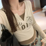 Color Splicing Fake Two Long-Sleeved T-Shirts Women's Autumn New V-Collar