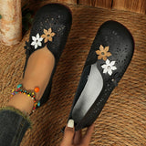 Hollowed-In-Caught People Hollow Flat-Soled Single-Shoe Female Flowers Breathable Shallow Mother Lazy Boat