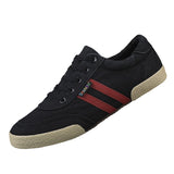 The Autumn Of 2025, The New Men's Low-Help Canvas Shoes Korean Version Of The Classic Student Casual Shoes Flat-Soled With Breathable Board