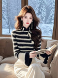 Chinese Women's Black And White Hit-Colored Striped Sweater 2025 Winter Repair Country Style Buckle Inside The Knitted Shirt