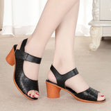 Sandals Women 2025 Summer New Leather Face Hollow Coarse Heel Cave Sandals Breathable External Wear Women's Shoes