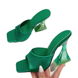 2025 Summer New Transparent Crystal Shoes Coarse Heel Cool Slippers Women Fashion Wearing Beach