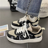 Vintage College Sneakers-Outfit