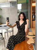 Xixi 2025 Summer New Korean Version Of High-Waisted Holiday Short-Sleeved Dress V-Neck Print Pure Desire Skirt
