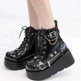 Thick Boots 2025 New Rivetered Pants Martin Boots Women's Dark Punk Locomotive