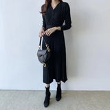 Chic Style French Small Autumn And Winter Thin V-Neck Knitting Big Swing With Bottom 100 Fold Dress