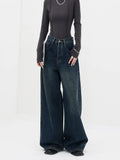 Vintage 90's Blue Wash Baggy Boyfriend JeansOutfit