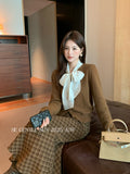 Xixi 2025 Winter White Standard Korean Version Of Elegant Solid Color With Wool Knitted Shirt Small Sweater Girl