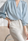 White Shirt Women Casual Shirts 2023 Autumn Chiffon Blouses Women V-Neck Ladies Tops Pearl Elegant Blouse Female