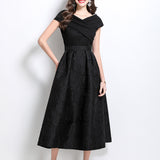 Dress Women 2025 New Dress High-End Word Shoulder To Receive Waisted Thigh Swing Pony Pony