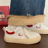 Design Sense Retro Red Shoes Women 2025 Thick-Bottom Bread Shoes In The Trend Of Small White