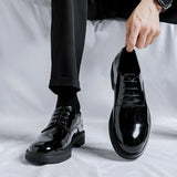 2025 New Men's Daily Round Head Low Top Round Head Thick Bottom British Wind Bright Face Patent Leather Business Shoes