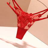 Sexy Embroidery Lady T-Word T-Tants Lace Transparent Hollow Seduction Hot Red Life Year