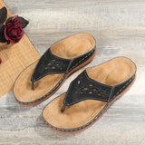 Summer New Large-Size Hollow Water Drill Pine Cake Bottom Clip Outside Wearing Flat Beach Cool Slippers