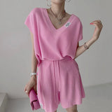 Chic Sweet V-Neck Loose Letter Sticker Short-Sleeved Knitwear + Rope High-Waisted Leisure Wide-Legged Shorts