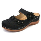 Burst Summer Cave Shoes Women Retro Comfortable Slope With Slippers Round Head Soft Leisure Flowers Women Cool