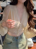 French Small Gentle And Comfortable Temperament Fashion Romantic Lace Splicing Waist Long-Sleeved Shirt