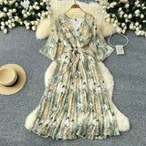 Retro Floral And Snow-Crushed Dress Woman Autumn Strapd To The Waist V Collar Horn Sleeve Temperament Over The Folded