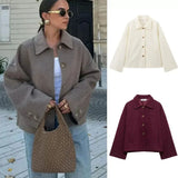 Women's Clothing Explosion Collar Button Loose