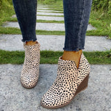 Yards Of Slopes And Female Short Boots In The Autumn And Winter Of The New Flat Bottom Round Head Zipper High Heels And Bare