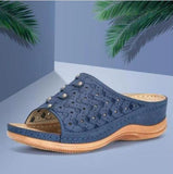 New Carving Large Size Female Slippers Light Slope And Thick Bottom Light And