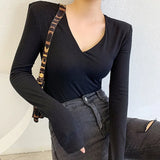 T-shirt Women's Long Sleeves V-neck Tops Autumn 2023 Cushioned Shoulder Tops Slim Bottoms Clothes New Office Lady