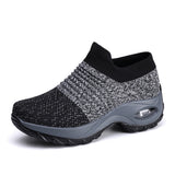 Explosion Women's Shoes Air Cushion Flying Sneakers Shoes Shoes Fashion Rocking Shoes Casual Shoes Socks