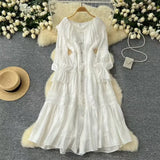 Retro Design Collar Lotus Side Splicing Single Buckle Horn Lace Lace Waist Dress