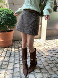 Xixi 13 Line 2025 Autumn White Retro High-Waisted Skirt Print A-Word Bag Hip Short Skirt