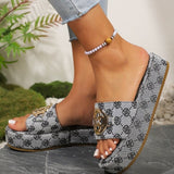 Slippers Women Wear Round Head Metal Decoration Light Flip-Flop Women's Slippers Women's