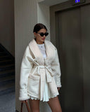 Autumn And Winter New Fashion Temperament Fur Integrated Korean Version Of Long-Sleeved Splicing Coat
