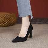 Women 2025 New Summer Black Fine Tip Pointy Light Mouth Velvet Career Hitchhed Temperament Single-Shoe