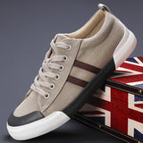 The Autumn Of 2025, The New Men's Canvas Shoes Are Light And Breathable, And The Casual Shoes Are Men's Low-Top Flat Bottom Lace