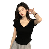 Zingj Desire Wind V Collar Short Sleeved T Shirt Female Summer 2024 New Slim Show Thin Hot Girl Short Irregular Bottom
