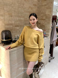Xixi 13 Line 2025 Autumn White Standard Temperament Knitted Round Collar Dress With Thin High Waist Short Dress Woman