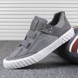 The Autumn Of 2025, The New Cloth Shoes Men's Men's One-Legged Lazy Casual Shoes Korean Version Of Fashion Fashion Shoes And Men's Board