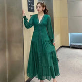Retro Court Style Lace V-Neck High-End Dress With Thin Single-Drace Buckle